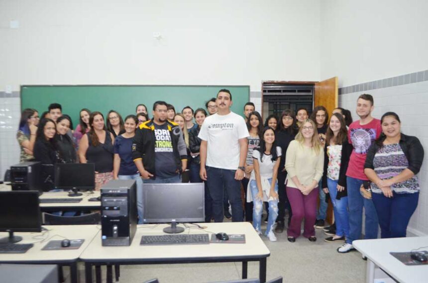 Curso de Administração é inaugurado no município