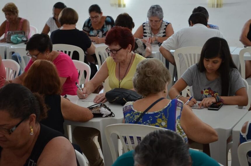 Bingo Beneficente é realizado em comemoração ao Mês do Idoso