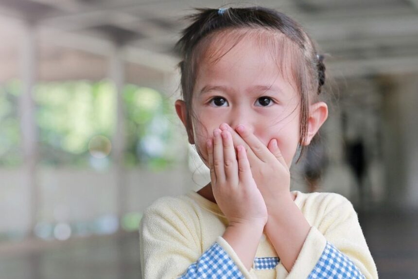 Prefeitura alerta pais de alunos da rede municipal sobre a síndrome Mão-Pé-Boca