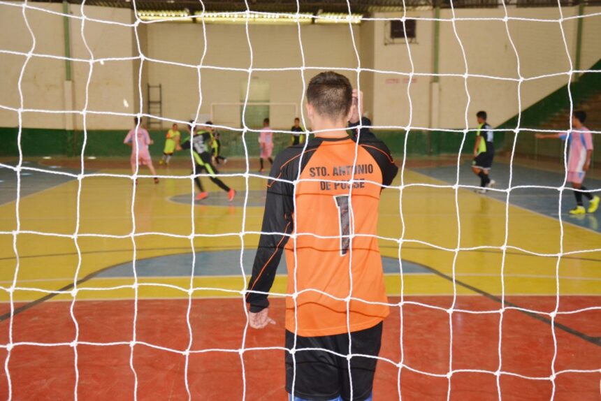 Posse sedia amistoso no Ginásio de Esportes