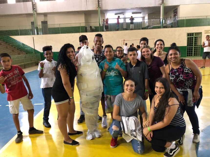 Alunos do CRAS participam de Jogos Cooperativos