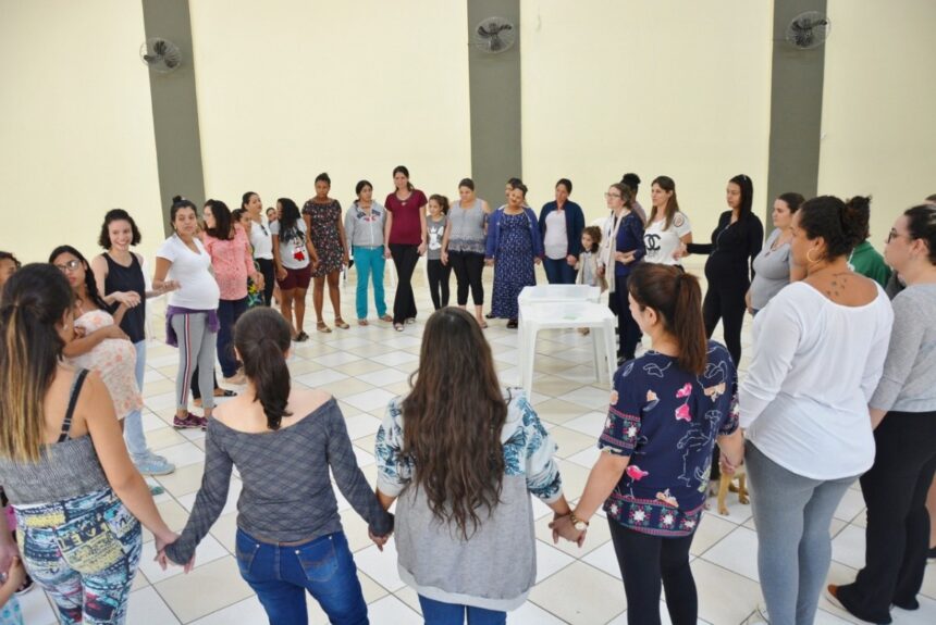 Gestantes se reúnem para mais um encontro