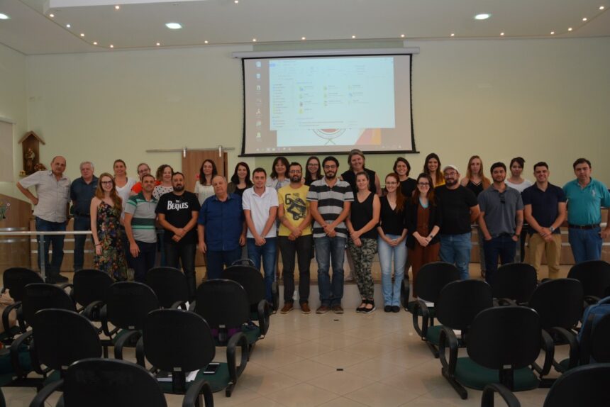 Posse sedia encontro do Programa Reconecta RMC