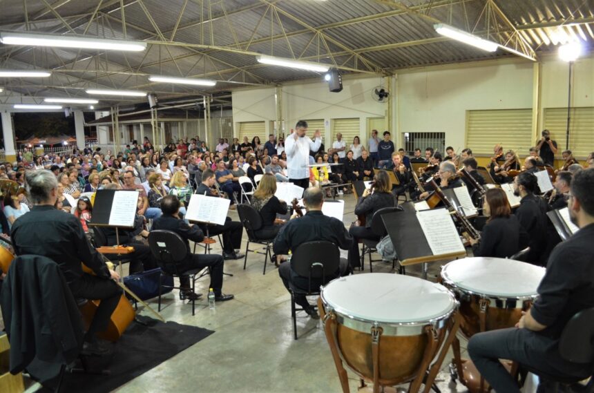 Apresentação de Sinfônica de Campinas encanta público possense
