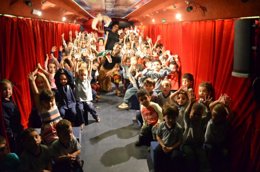 Município recebe peça teatral do projeto “BuZum!”