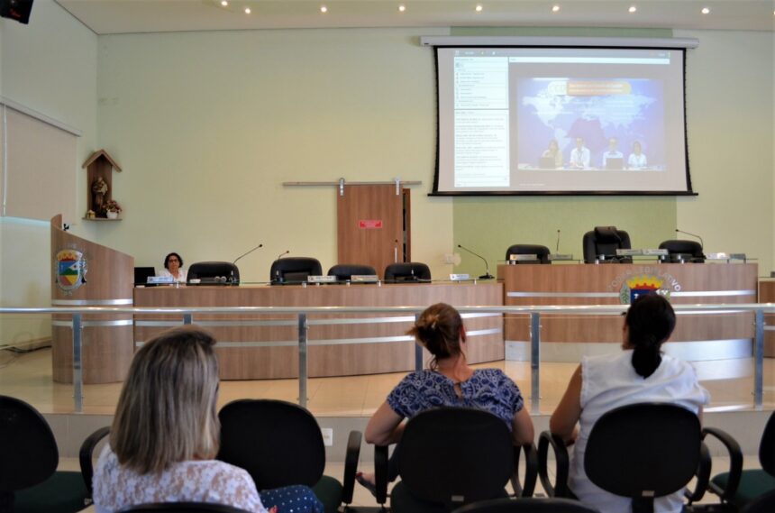 Profissionais da saúde participam de Webconferência sobre Covid-19