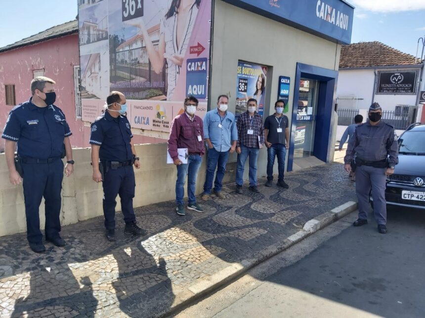 Prefeitura realiza fiscalização no comércio do município