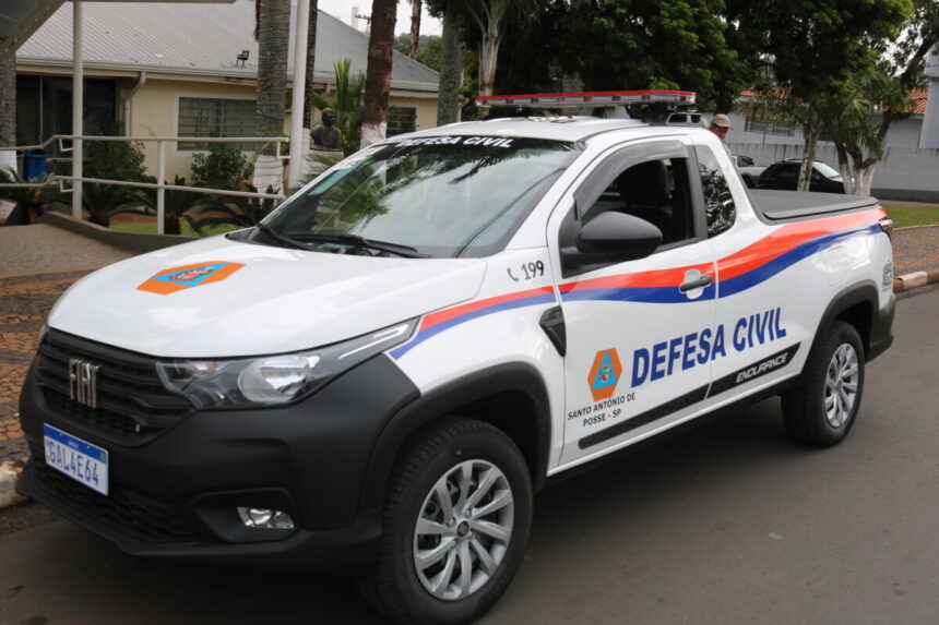 Defesa Civil recebe nova viatura para ajudar no combate a incêndios e queimadas