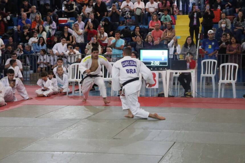 Associação possense fica entre as 10 melhores na 2ª Copa de Judô de Santo Antônio de Posse
