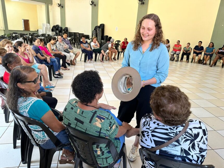 Comemoração do Dia das Mães com o Grupo Viver Vale a Pena