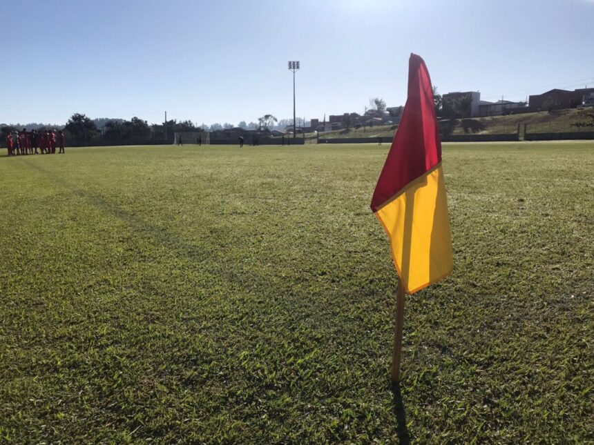 Quatro partidas agitaram o fim de semana no 19º Campeonato Municipal de Futebol Amador
