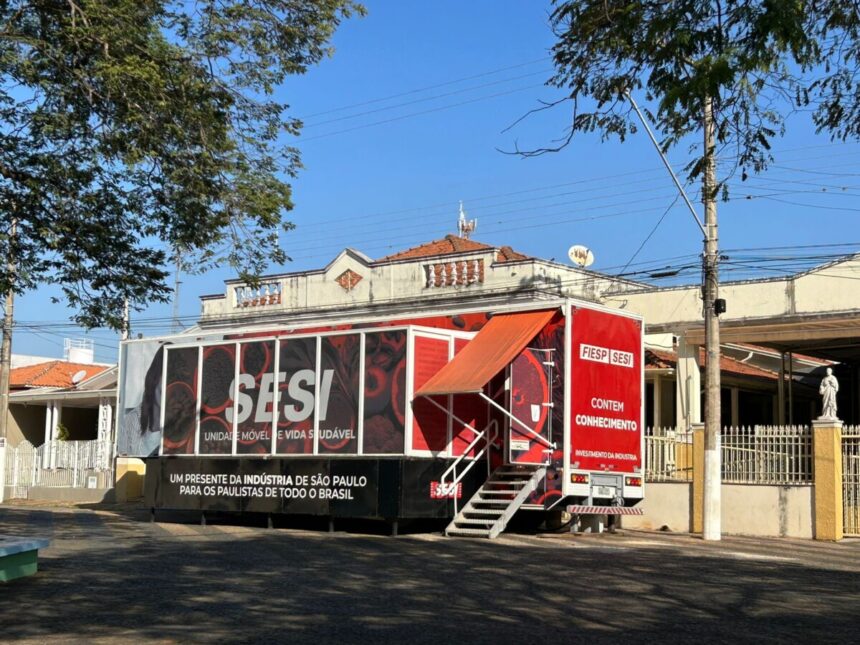 Cem pessoas participam de cursos de alimentação da Unidade Móvel de Vida Saudável do Sesi