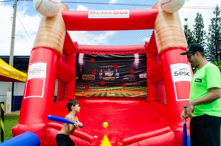 Circuito Sesc de Esportes agita Santo Antônio de Posse com a prática do Beisebol