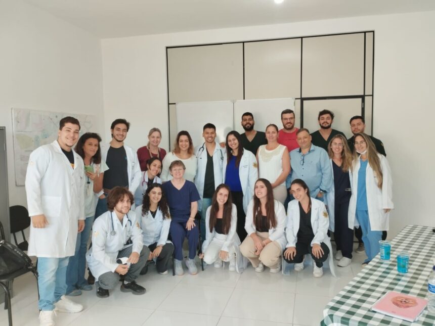 Prefeitura de Santo Antônio de Posse e UniFAJ firmam parceria para ações de combate à dengue