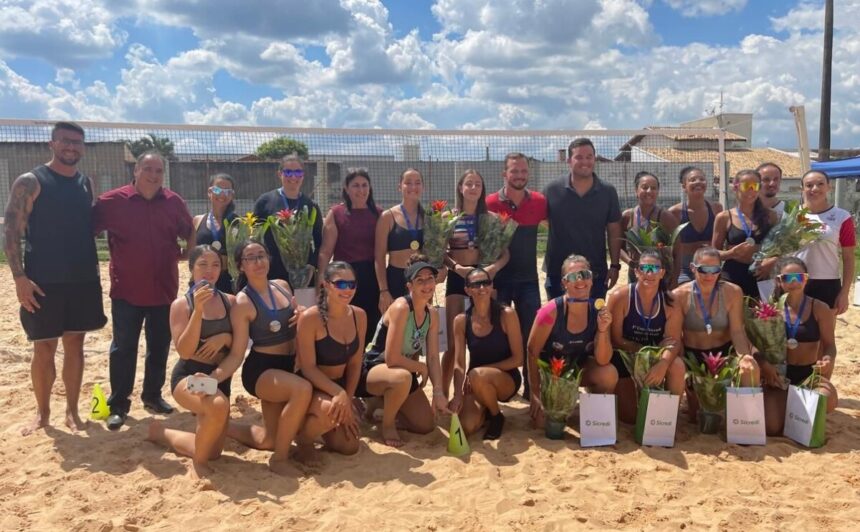 PREFEITURA REALIZA TORNEIO FEMININO DE VÔLEI DE PRAIA E REFORÇA COMPROMISSO COM O ESPORTE