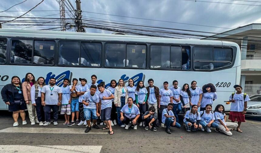 Adolescentes do programa de convivência do CRAS participam de passeio cultural em Americana