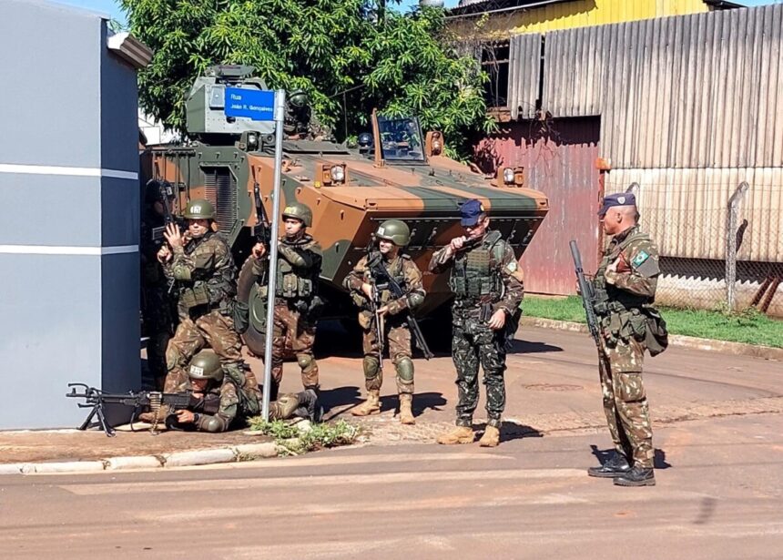 Exército realiza novo treinamento de operações urbanas em Santo Antônio de Posse