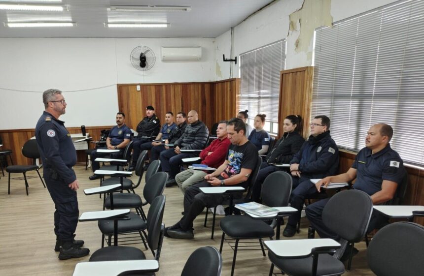 Guarda Civil Municipal inicia curso de qualificação com foco em armamento e tiro
